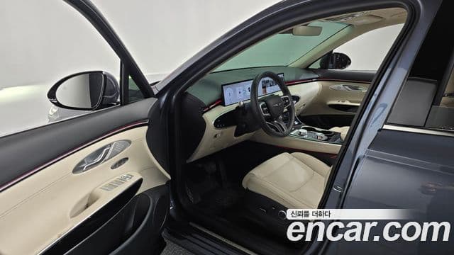 Genesis GV70 2025 — Şəkil 8/20