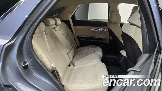 Genesis GV70 2025 — ფოტო 11/20