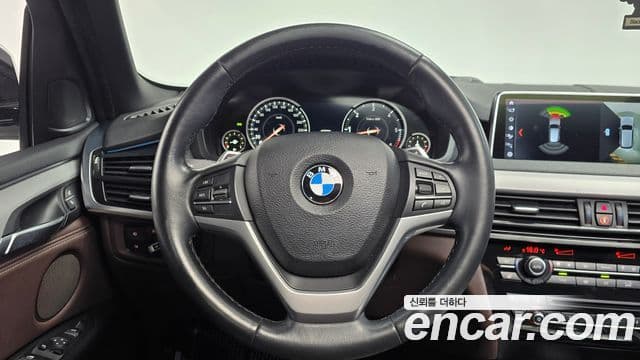 BMW X5 2018 — Фото 13/20