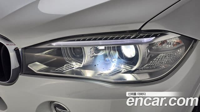 BMW X5 2018 — ფოტო 4/32