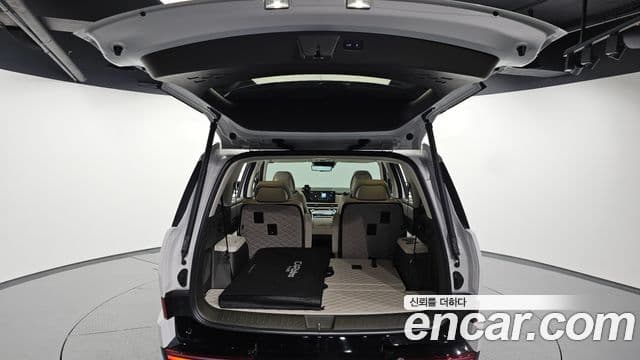 Hyundai Santa Fe 2023 — ფოტო 20/20