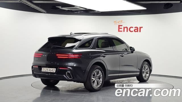 Genesis GV70 2021 — Photo 30/36