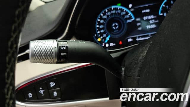Genesis GV70 2021 — Photo 22/36