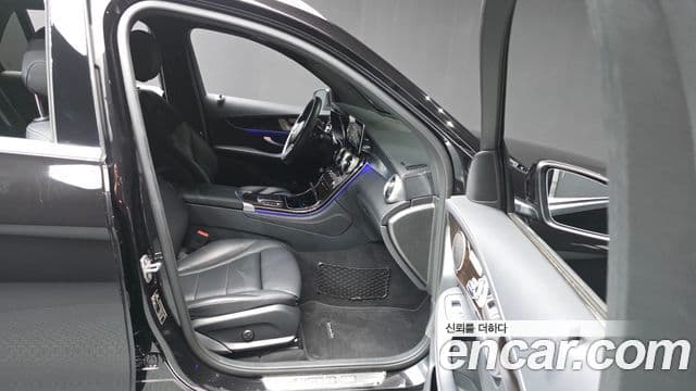 Mercedes-Benz GLC-Class 2020 — Şəkil 11/20