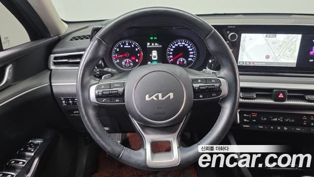 Kia K5 2022 — Şəkil 12/20