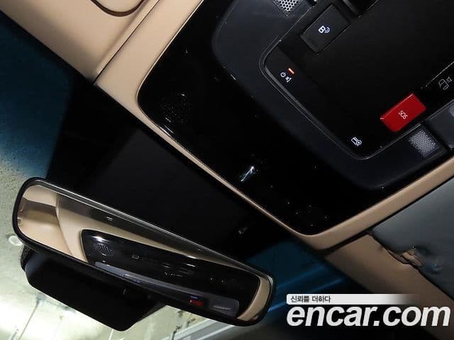 Hyundai Staria 2022 — Фото 16/19