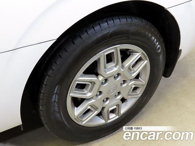 Hyundai Staria 2022 — Фото 19/19