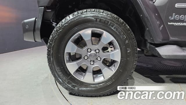 Jeep Wrangler 2020 — Şəkil 15/30