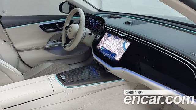 Mercedes-Benz E-Class 2024 — Фото 8/17