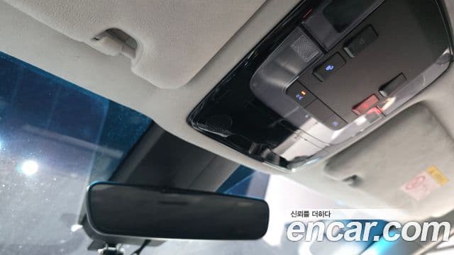 Hyundai Staria 2022 — Фото 19/20
