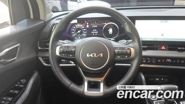 Kia Sportage 2022 — Фото 13/20