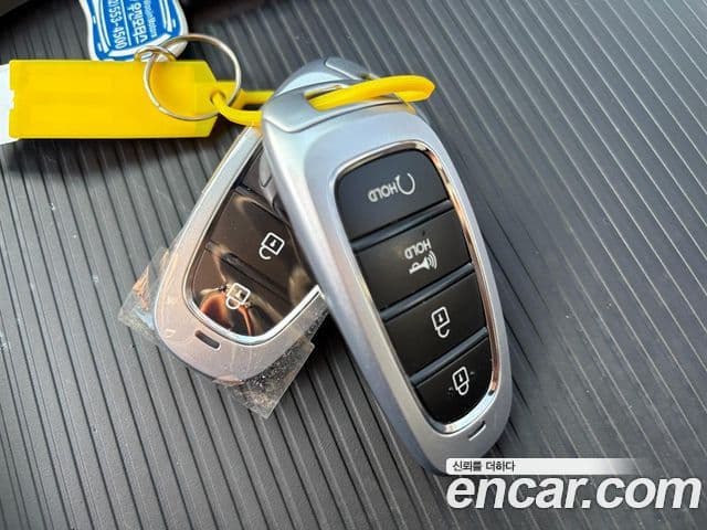 Hyundai Staria 2023 — Şəkil 16/20