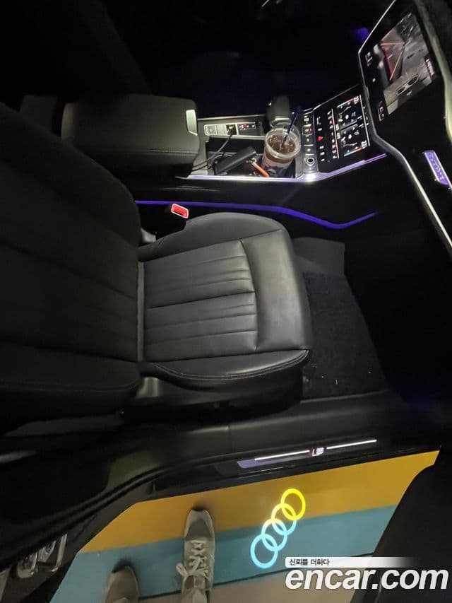 Audi A6 2021 — ფოტო 9/18