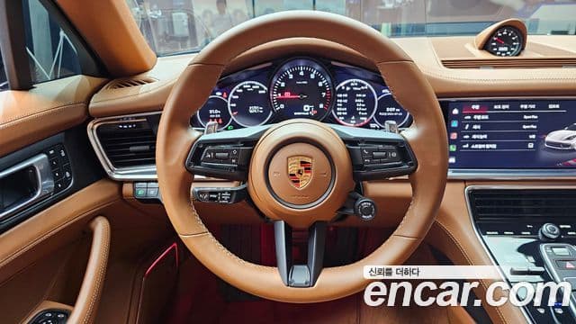 Porsche Panamera 2023 — Şəkil 13/20