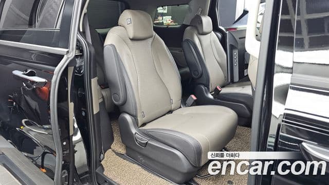 Kia Carnival 2024 — Şəkil 23/39