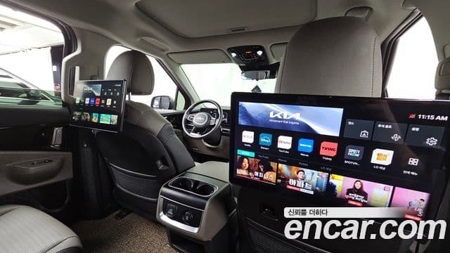 Kia Carnival 2024 — Şəkil 8/39