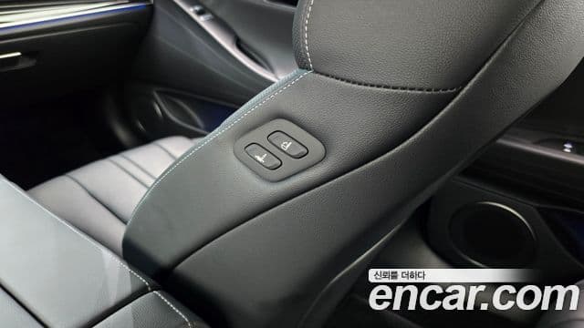 Genesis G80 2022 — ფოტო 15/31
