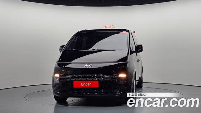 Hyundai Staria 2022 — Фото 3/20
