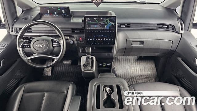 Hyundai Staria 2022 — Фото 7/20