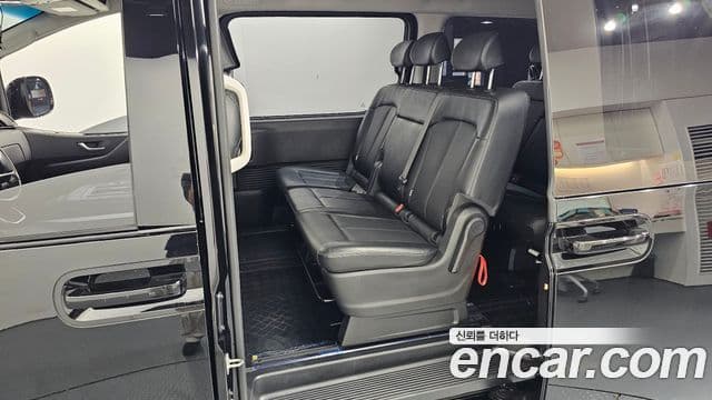 Hyundai Staria 2022 — Фото 12/20
