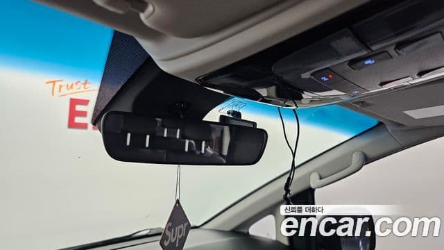 Hyundai Staria 2022 — Фото 17/20