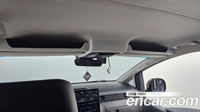 Hyundai Staria 2022 — Фото 19/20