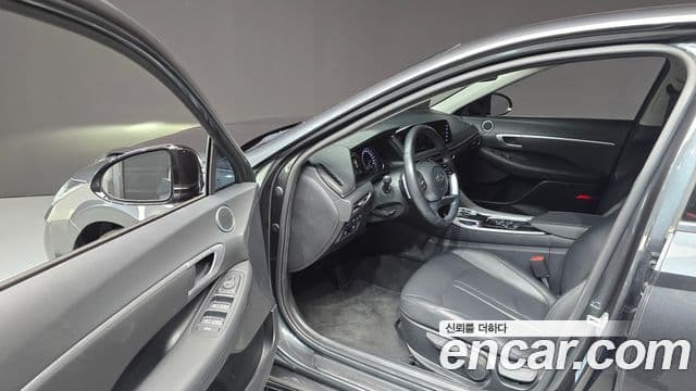 Hyundai Sonata 2022 — ფოტო 10/20