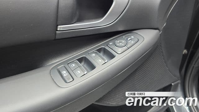 Hyundai Sonata 2022 — ფოტო 13/20