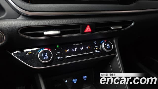 Hyundai Sonata 2022 — ფოტო 18/20