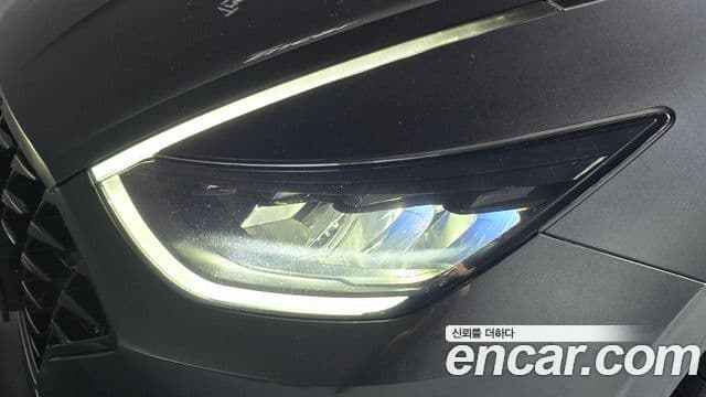 Hyundai Sonata Hybrid 2022 — Photo 27/30