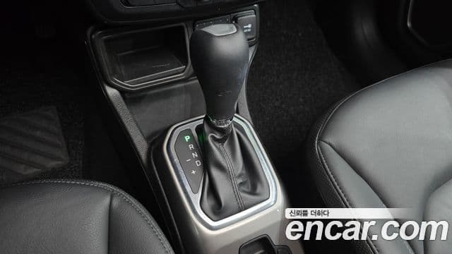 Jeep Renegade 2022 — ფოტო 9/20