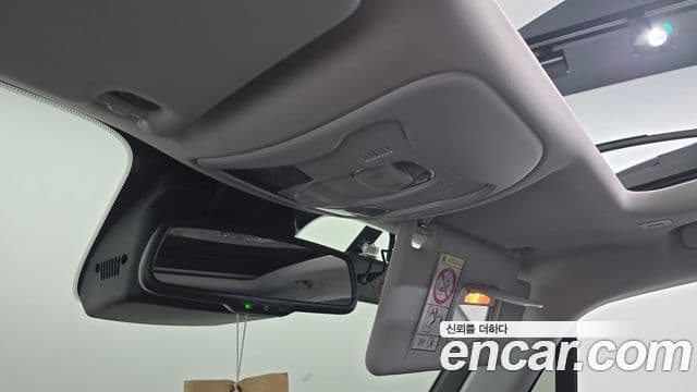 Jeep Renegade 2022 — ფოტო 19/20