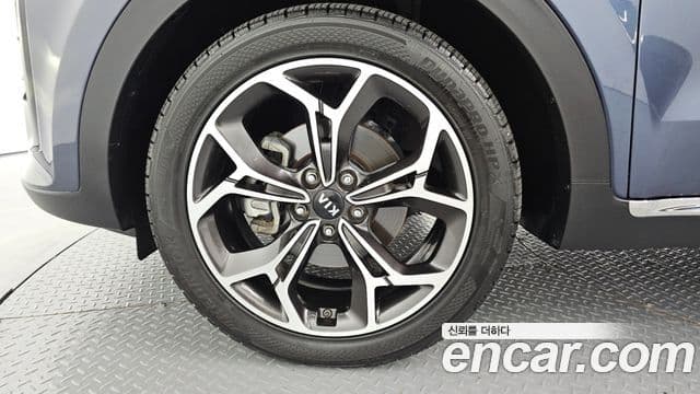 Kia Sportage The Bold 2020 — Фото 5/20