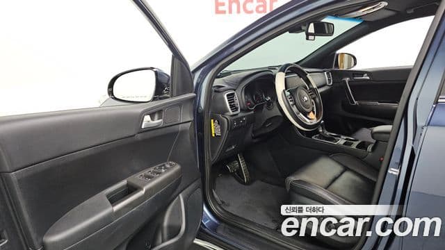 Kia Sportage The Bold 2020 — Фото 10/20
