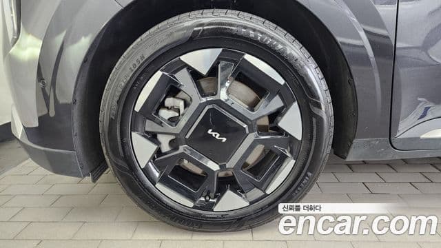 Kia Carnival 2024 — фото 5 из 20