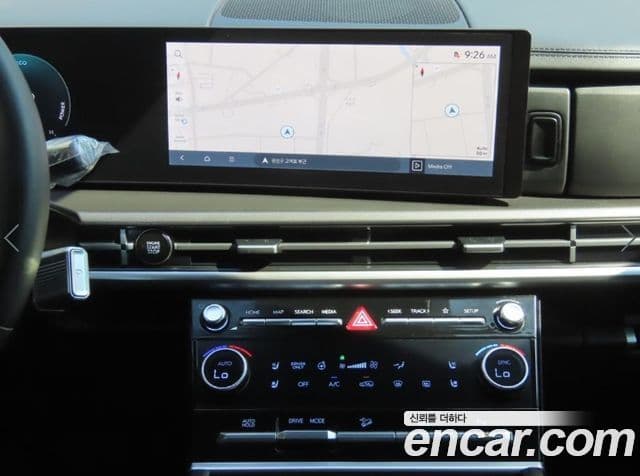 Hyundai Santa Fe 2025 — фото 12 из 20