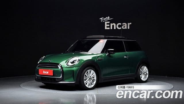 Mini Cooper 2021 — ფოტო 1/20