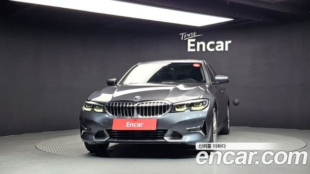 BMW 3 Series 2019 — Фото 3/20