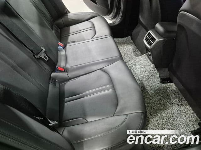 Kia K5 2022 — Şəkil 11/17