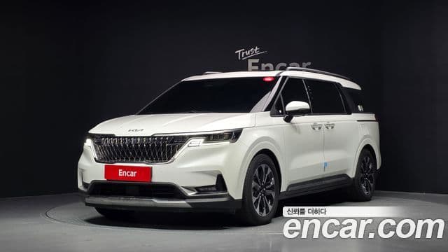 Kia Carnival 2022 — ფოტო 1/20