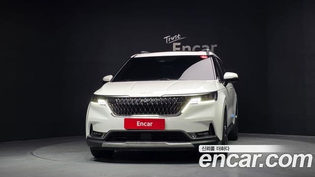 Kia Carnival 2022 — ფოტო 3/20