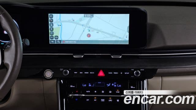 Kia Carnival 2022 — ფოტო 14/20