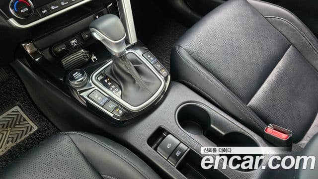 Kia Seltos 2020 — ფოტო 9/20