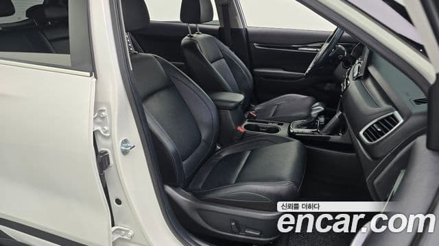 Kia Seltos 2020 — ფოტო 12/20