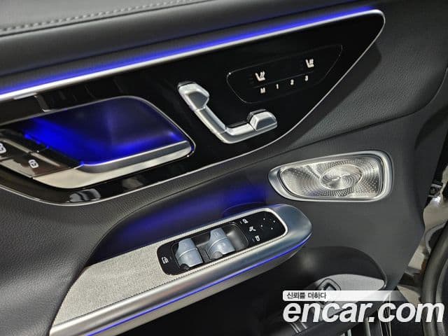 Mercedes-Benz GLC-Class 2023 — ფოტო 15/20