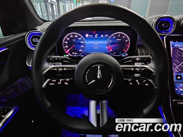 Mercedes-Benz GLC-Class 2023 — ფოტო 17/20