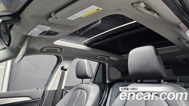 BMW X1 2020 — ფოტო 17/20