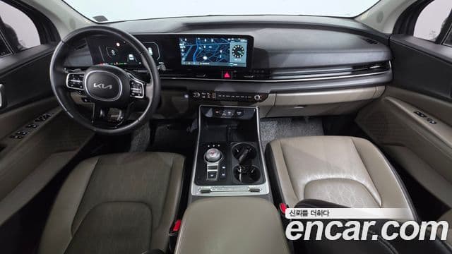 Kia Carnival 2024 — Şəkil 7/20
