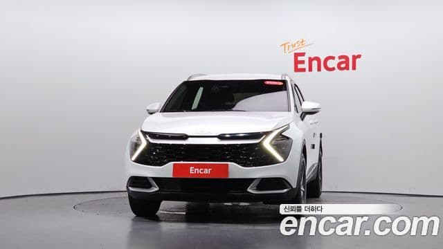 Kia Sportage 2022 — ფოტო 3/20