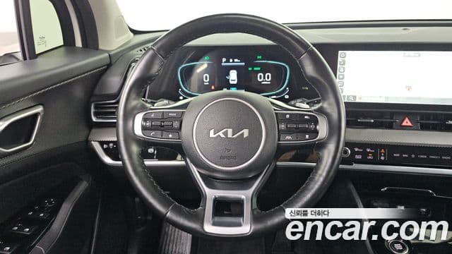 Kia Sportage 2022 — ფოტო 11/20